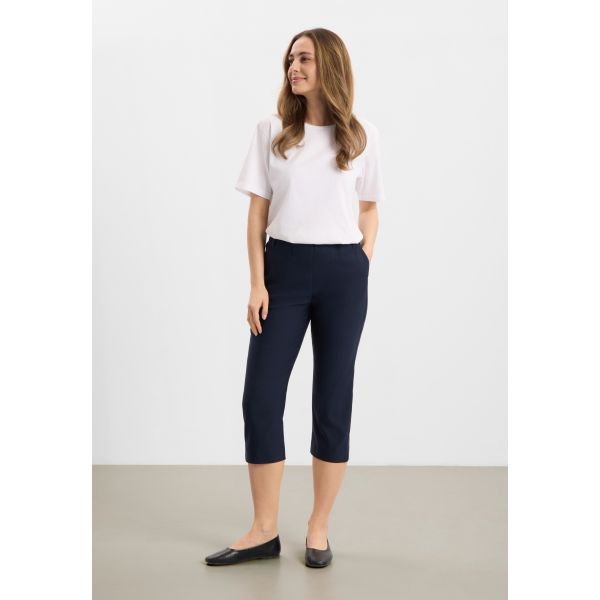 LAURIE Taylor Regular Capri ML 100565