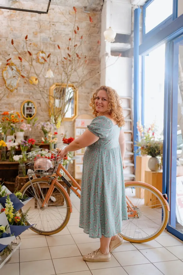 Flower Market - Image 8