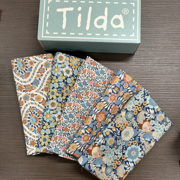 Tilda stoffpakke wallflower blå - Image 1