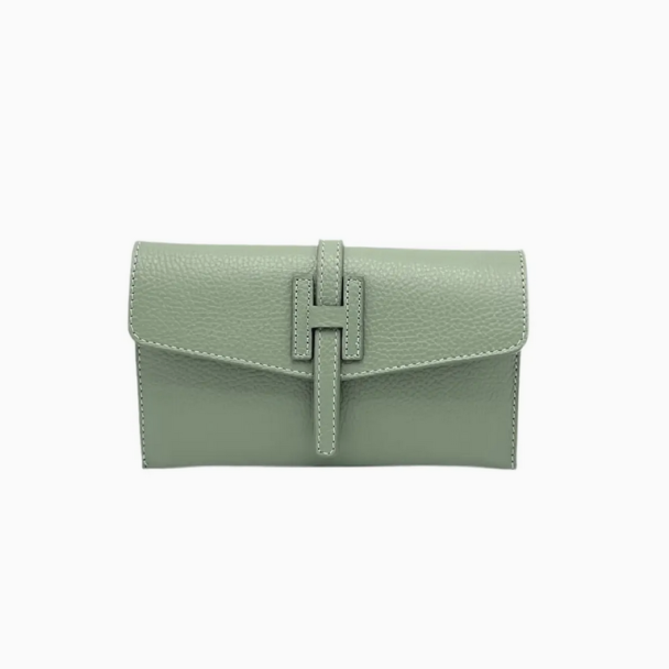 The Clutch - Image 3