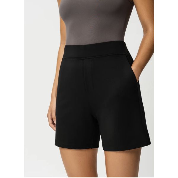 Light Ponte Shorts - Black 