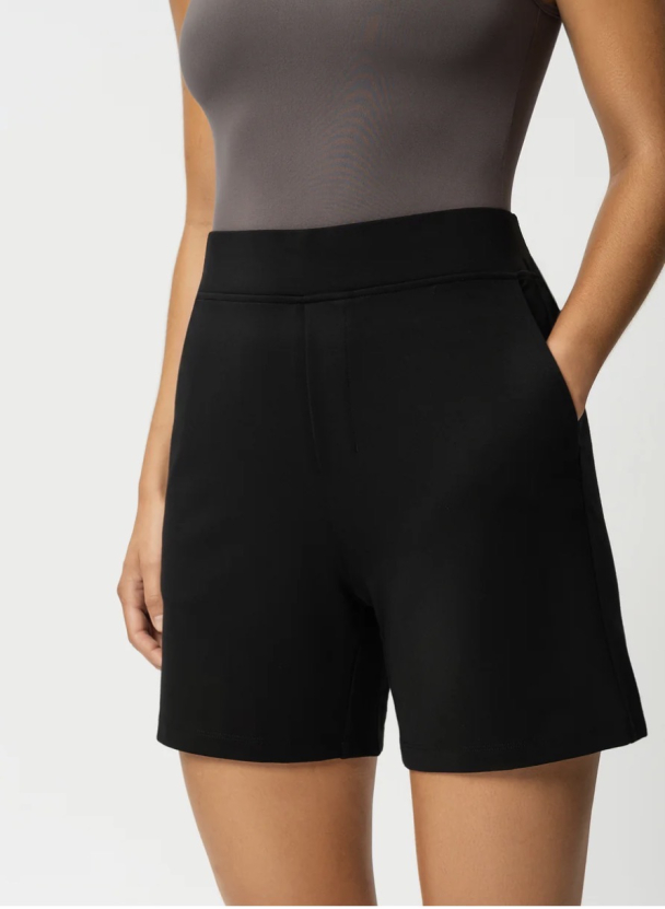 Light Ponte Shorts - Black  - Image 1