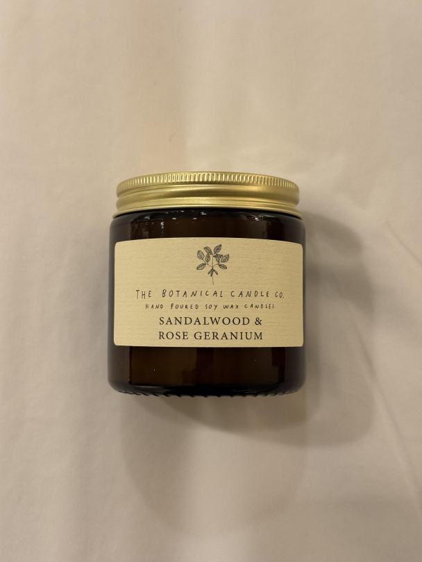 Sandalwood & Rose Geranium Duftlys 120ml - Image 1