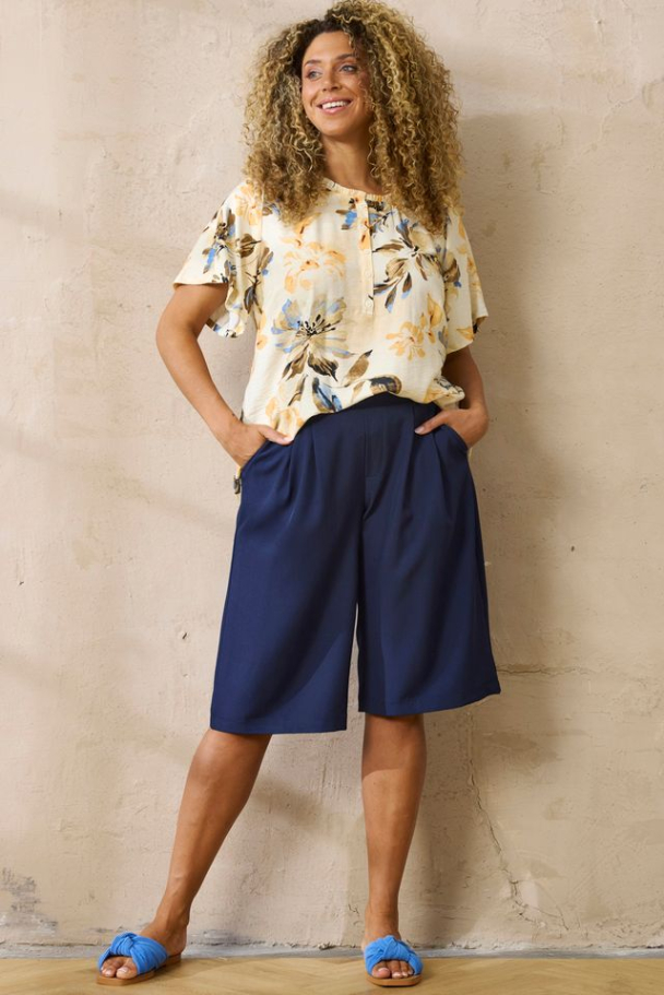 ZHENZI Zh-Hanna 323 Bermuda Shorts 201323 - Image 2