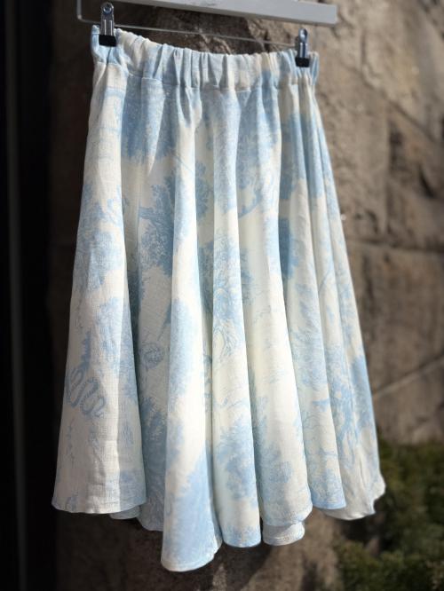 Fifty Light Blue Linen Skirt fra Simplicity New York
