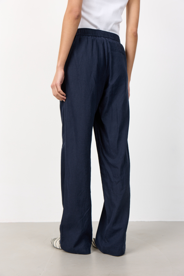 Naja 7 Pants  - Image 4