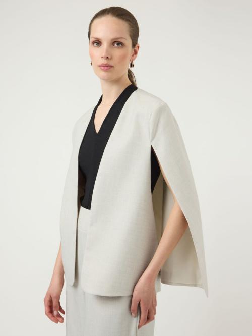 Alikka Cape Blazer - Pristine 