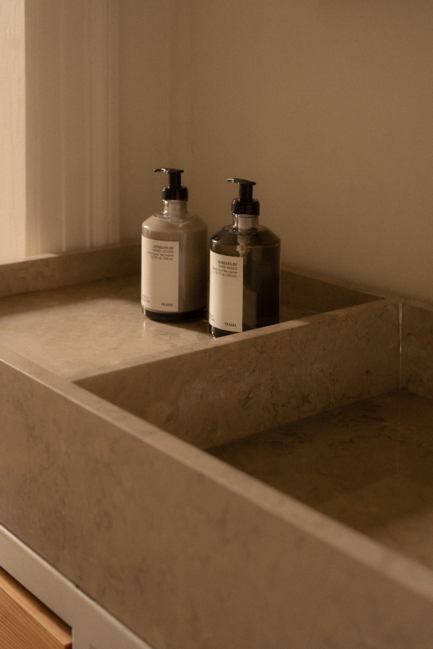 Håndkrem Herbarium 375 ml - Image 2