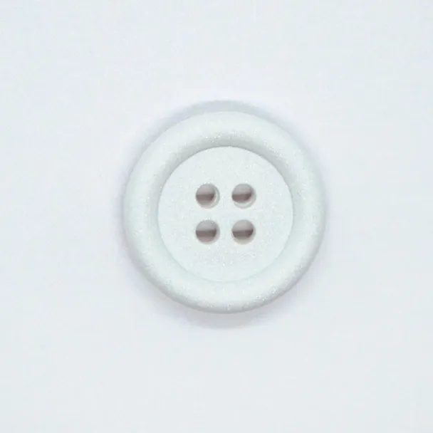 Knapp 4 hull Hvit med shimmer 20mm