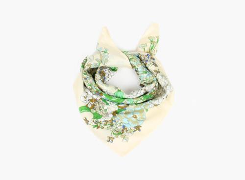 Alexandra Silkeskjerf - Lys gul 