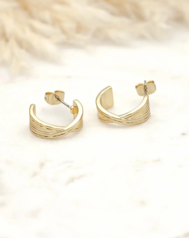 Leena Twisted Earrings - Gold  - Image 2
