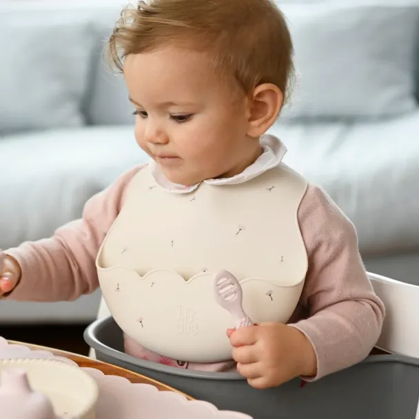 Poppy in Bloom - Bib - Image 2