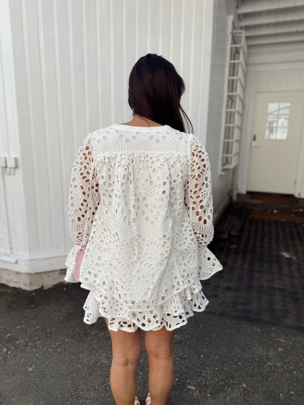 Chiffy Resort Blouse - White  - Image 5