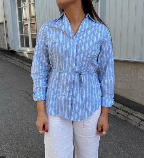 Helga Regular Tie Shirt - Cashmere Blue Stripe 