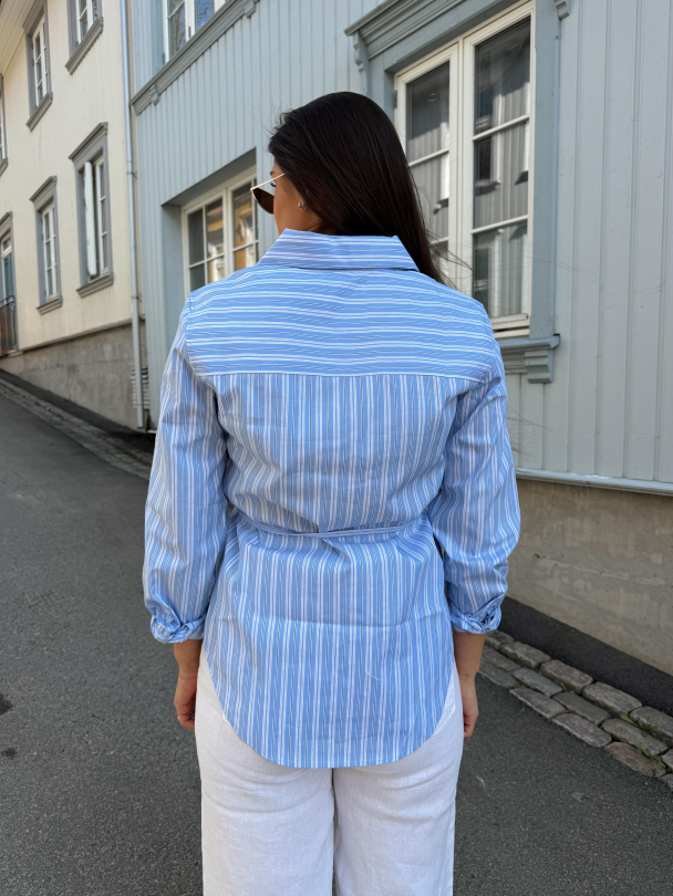 Helga Regular Tie Shirt - Cashmere Blue Stripe  - Image 6