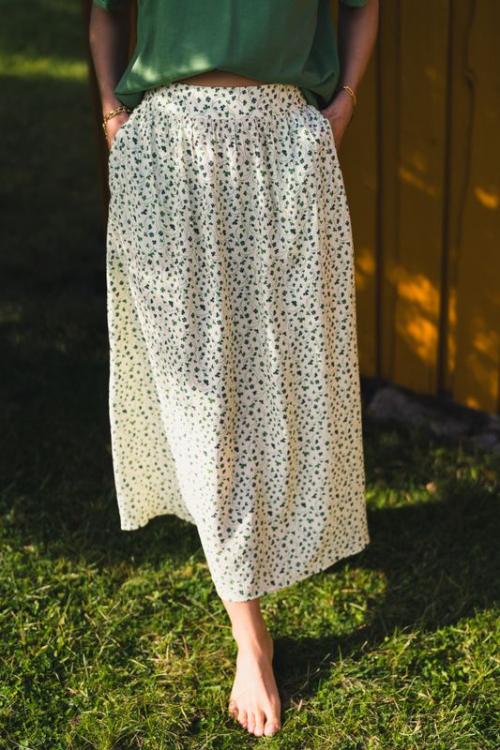 Astrid Skirt - English Ivy Flower