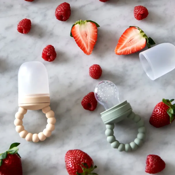 Bubble Fruit Feeder - Milk - Image 3