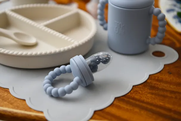 Bubble Fruit Feeder - Pale Blue - Image 3