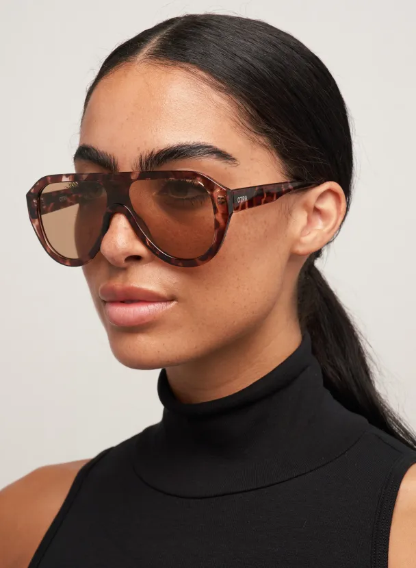 Cameron - Tort/Brown  - Image 3