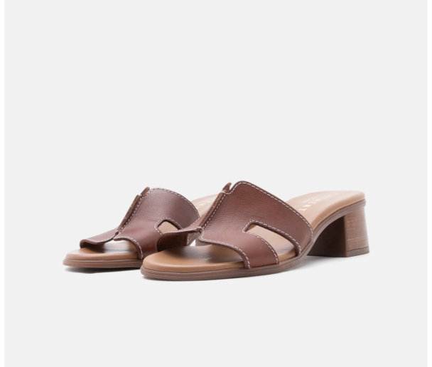 Pam Heel - Image 1