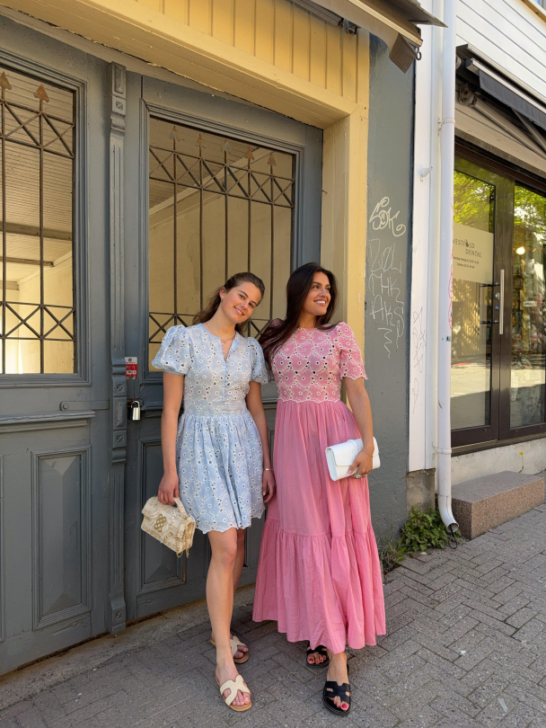 Broderie Anglaise Maxi Dress - Rose Pink - Image 3