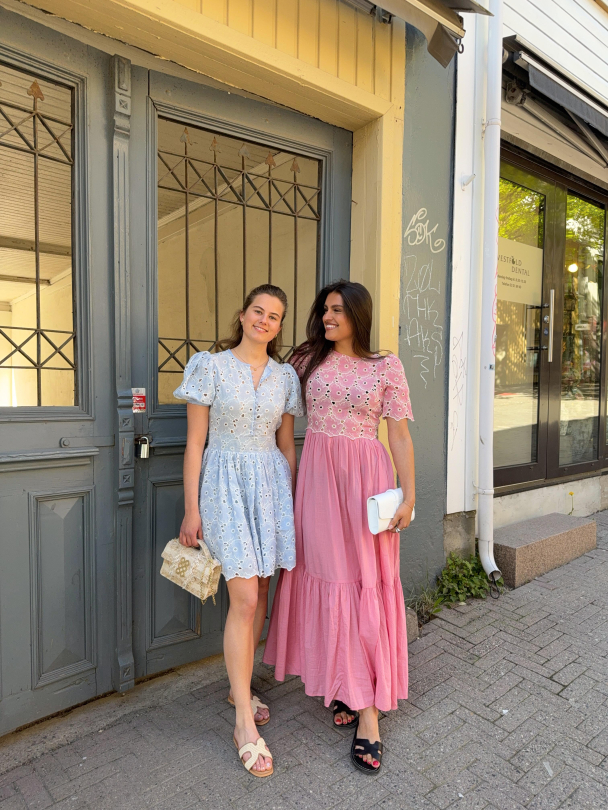 Broderie Anglaise Maxi Dress - Rose Pink - Image 5