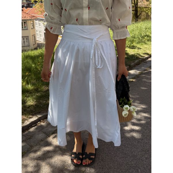 Astrid Skirt - Sugar White 
