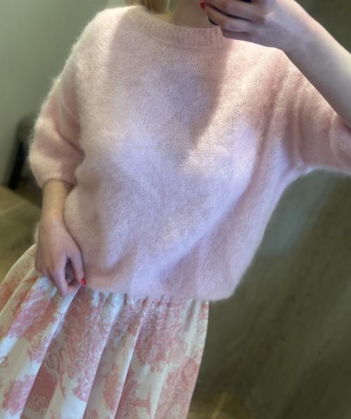 Cosy Rosa Sweater fra Simplicity New York