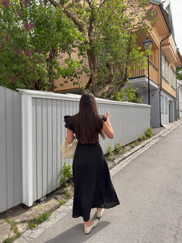 Linen V-Neck Dress - Black  - Image 7