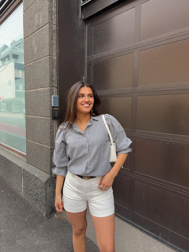 Amy Blouse - Misty Blue  - Image 2
