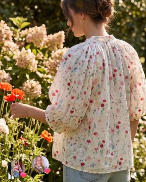 Novella Blouse