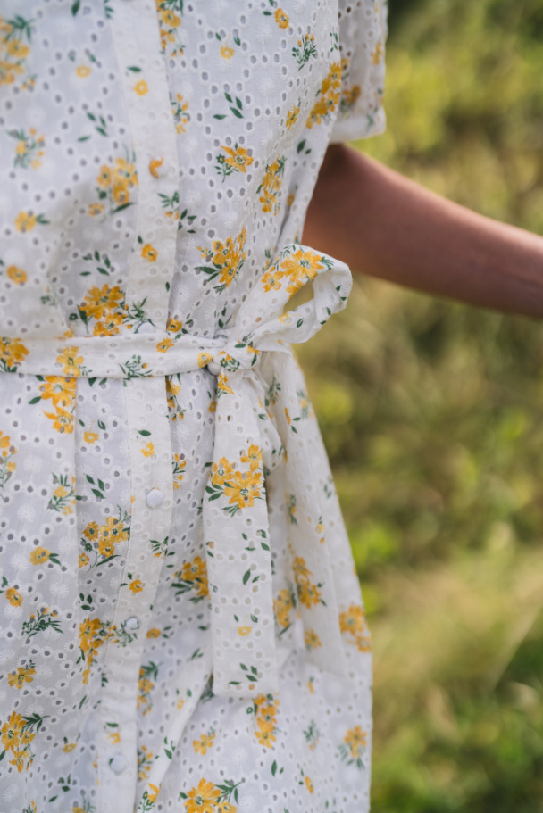 Eivor 2/4 Shirt Dress - Yellow Flower  - Image 3