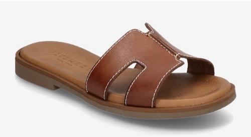 Pam Sandal - Tan 