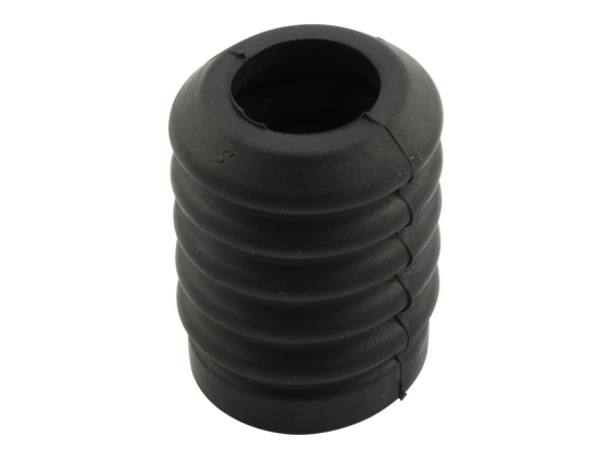 Rear master cylinder boot