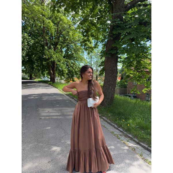 Shiny Bandeau Dress - Brown 