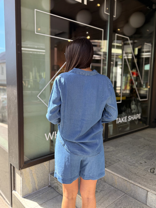 Janna Elastic String Shorts - Blue  - Image 7