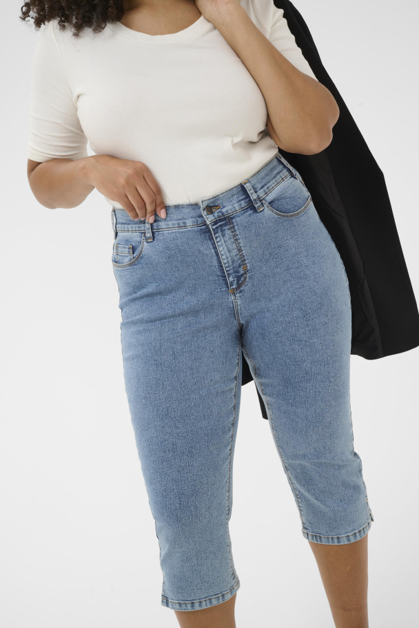 Kaffe Curve Vilana caprijeans - Image 1