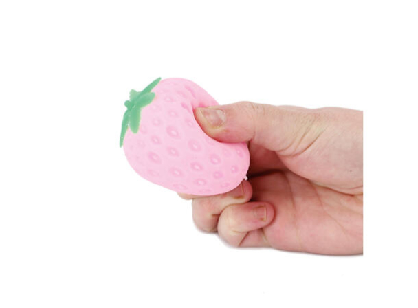 Squishy strawberry - Image 3
