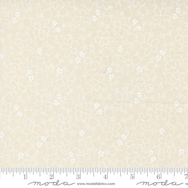 Arabesque Wonder Angel White 33835 21 Moda  50cm