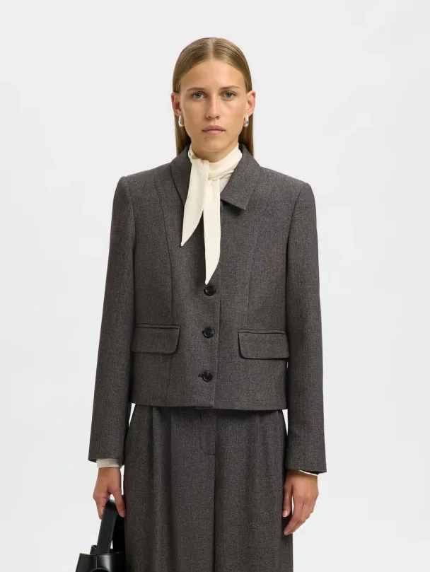 Fitted Camilla Short Blazer - Black