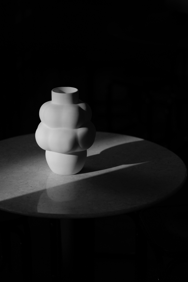 Balloon Vase 04 Grande - Raw White - Image 3