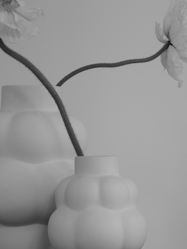 Balloon Vase 04 Grande - Raw White - Image 4