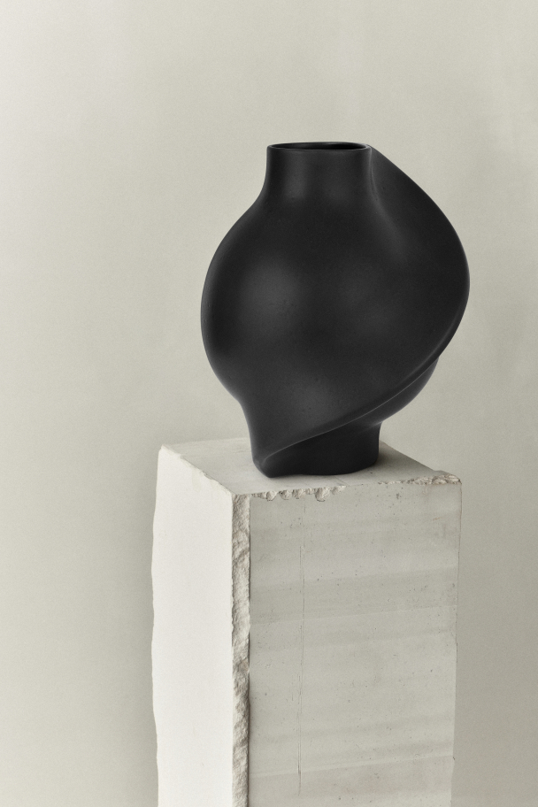 Pirout Vase 01 - Ink Black - Image 3