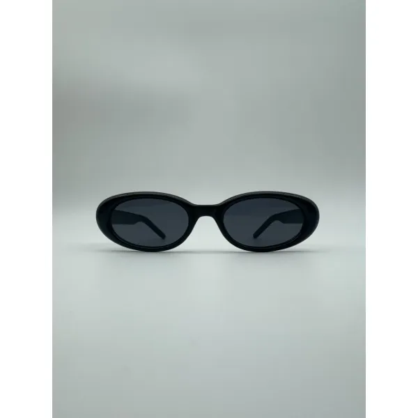 Regine - Black