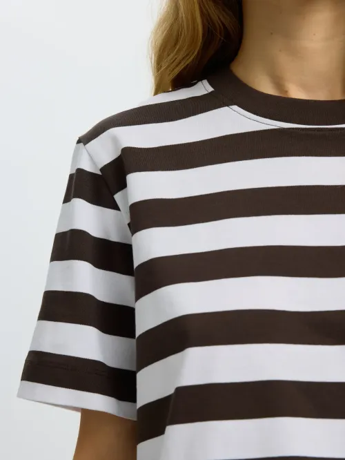 Essential Boxy Tee Striped Brown