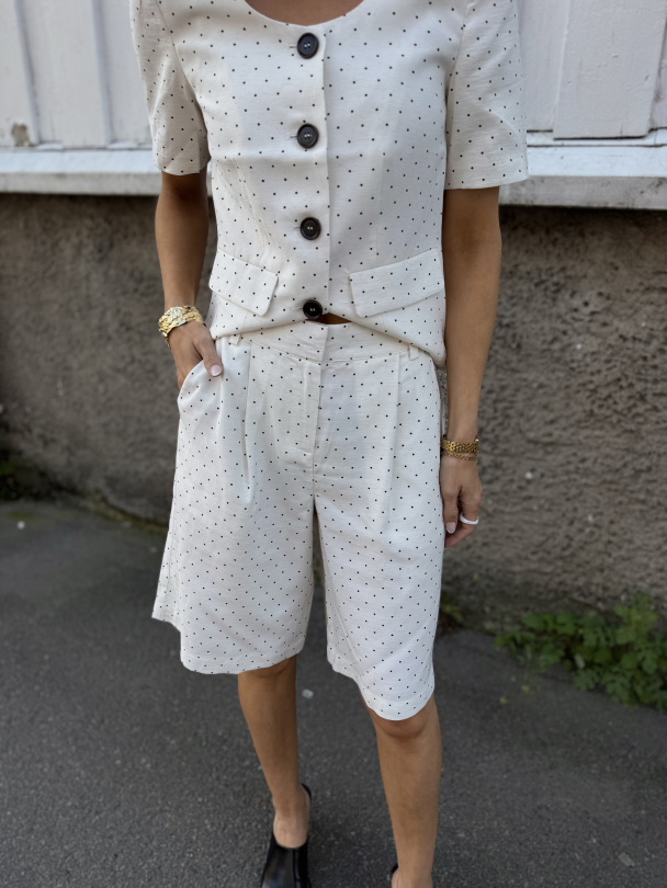 Dotly Long Shorts - Star White/Black  - Image 1