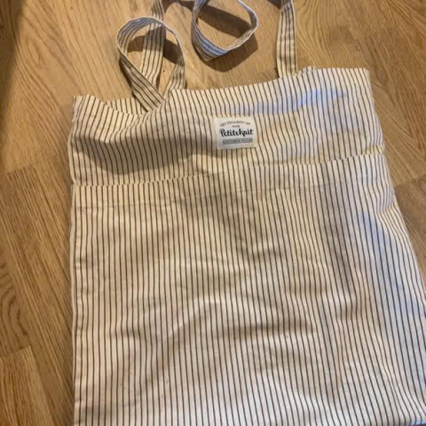 PetiteKnit Prosjekt vesker - Image 18