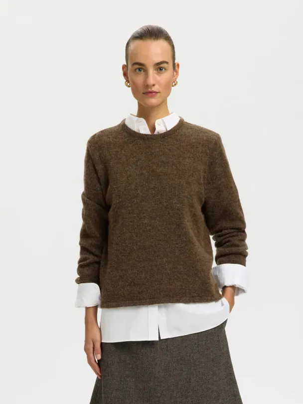 Lulu Knit O-Neck - Dachshund  - Image 2