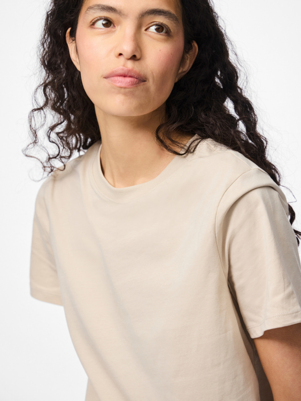PCRIA SS SOLID TEE JRS NOOS BC - Image 3