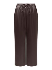 F_15381806_M_5187763_Front.jpg